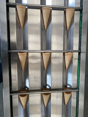 Bom preço. L8.7xW2.1xH1.8m multifuncional Sugar Cone Baking Machine on-line