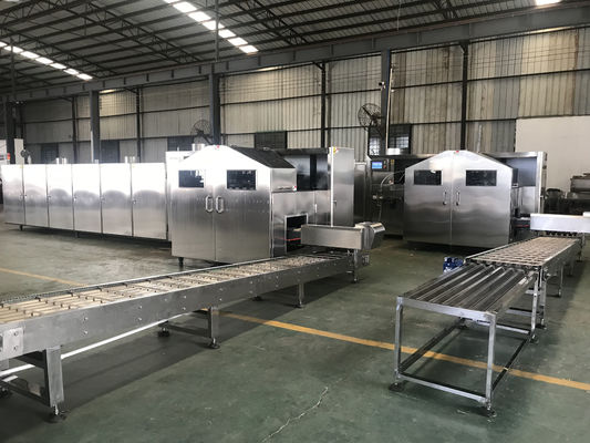 Bom preço. Linha de produção comercial do cone de gelado 3800pcs/H on-line