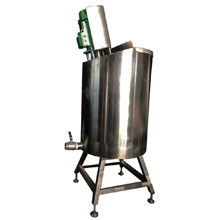 Bom preço. Linha de produção industrial vertical do cone de gelado do misturador da massa 4kw on-line