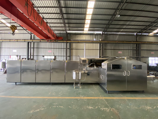 Bom preço. Linha de produção comercial do cone de gelado de 3800pcs/H 3.37kw on-line