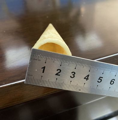 Linha de produção multifuncional do cone de gelado 9000pcs/H