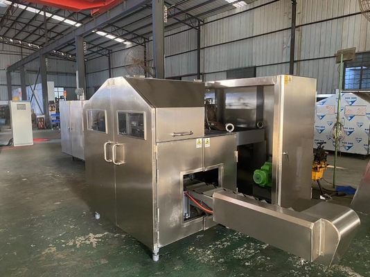 Bom preço. máquina automática longa do cone de gelado de 3200pcs/H 190mm para a fábrica da bebida on-line
